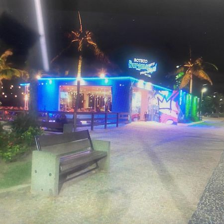 Apto A 50M Da Praia, Com Ar Condicionado, Wifi , Portaria 24H Прая-Гранди Экстерьер фото