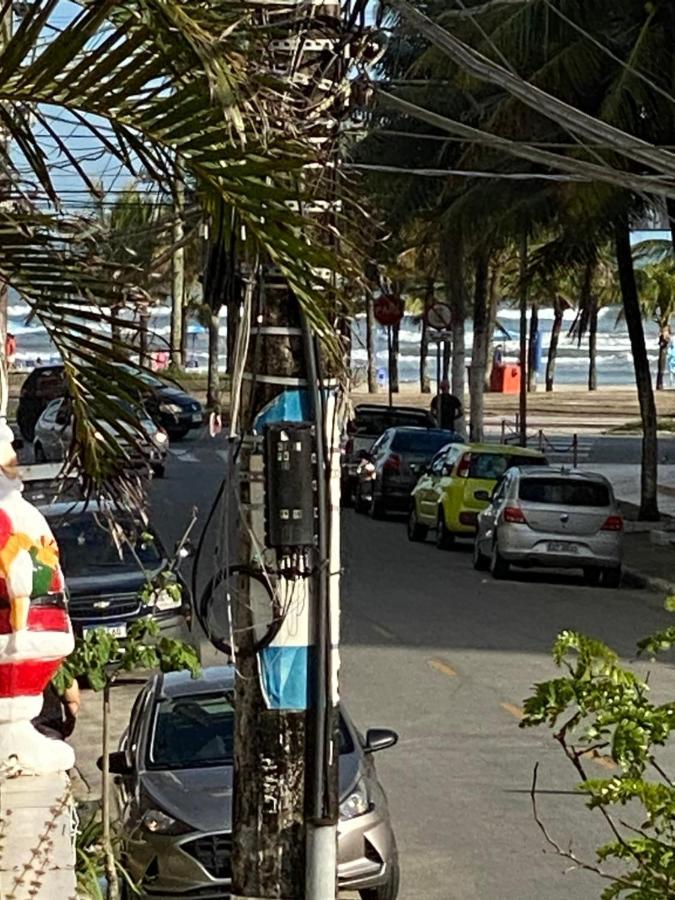 Apto A 50M Da Praia, Com Ar Condicionado, Wifi , Portaria 24H Прая-Гранди Экстерьер фото