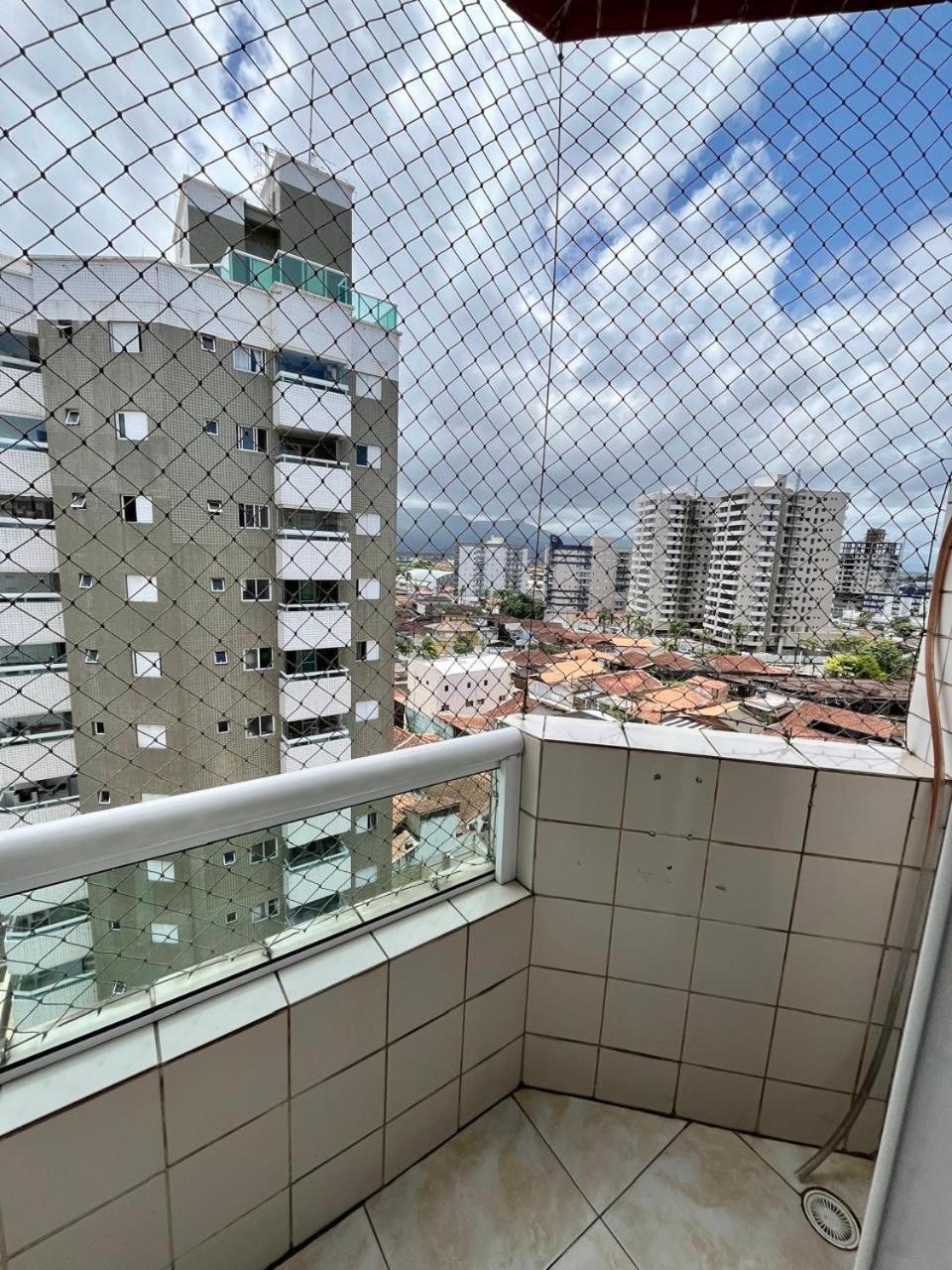 Apto A 50M Da Praia, Com Ar Condicionado, Wifi , Portaria 24H Прая-Гранди Экстерьер фото